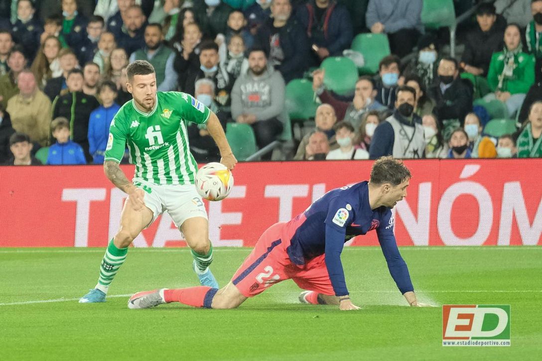 Aitor Ruibal se ofrece para jugar "donde toque" y asegura que este Betis puede "pelear contra cualquiera"