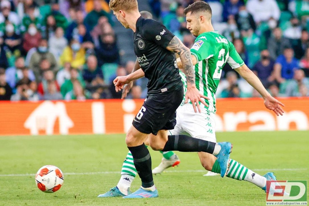 Guido Rodríguez confía en que el Betis "puede darle la vuelta", pero alerta: "Tenemos que aprender a jugar en Europa"