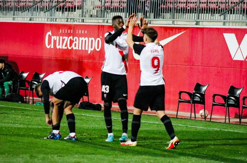 Sevilla Atlético 1-0 Cornellá: Ismael Salguero vale oro