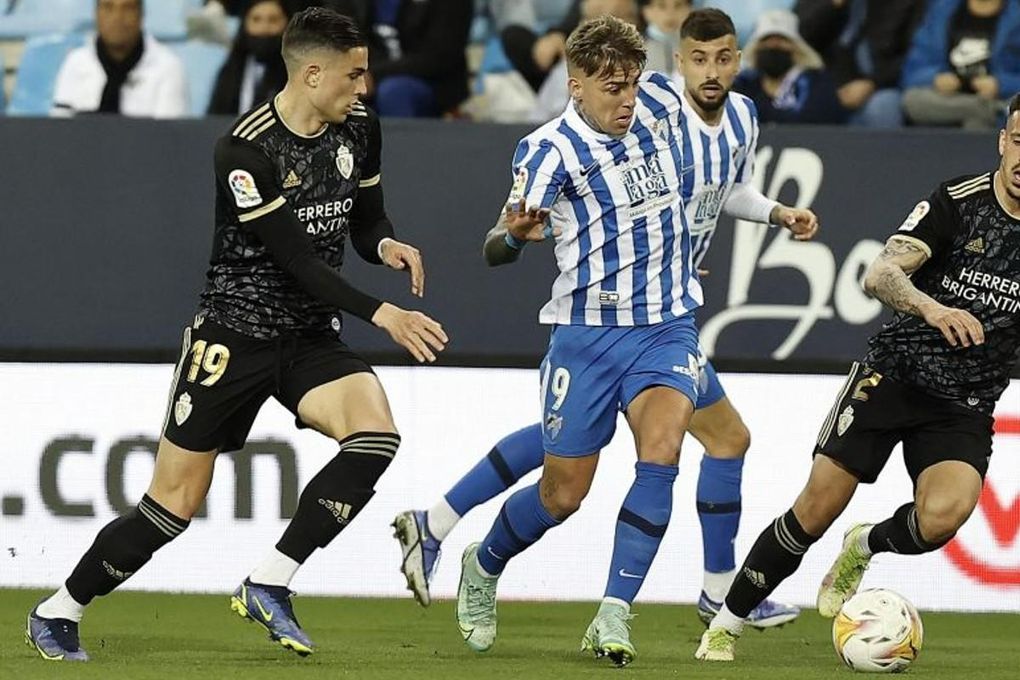 Málaga 0-0 Ponferradina: La falta de gol condena al Málaga al empate