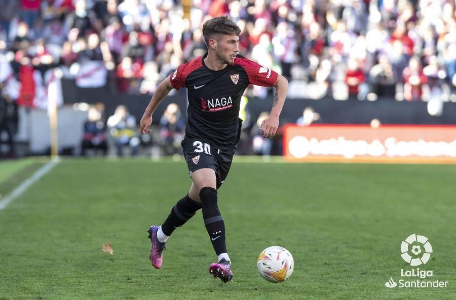 A la decimocuarta fue la vencida para José Ángel Carmona, protagonista de la acción clave del Rayo-Sevilla