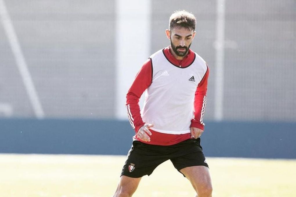 Un paso más para el 'fichaje' de Adrián López por el Málaga CF