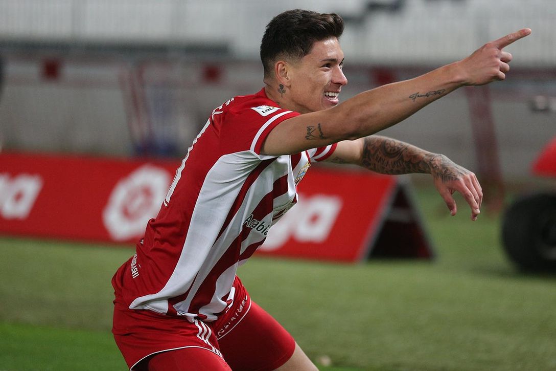 El Barça sigue de cerca a Darwin Núñez... cuando se lo pudo fichar al Almería más barato