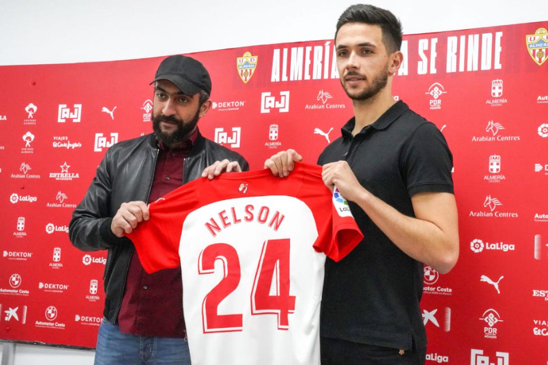 La respuesta ilusionante de El Assy sobre el futuro límite salarial del Almería