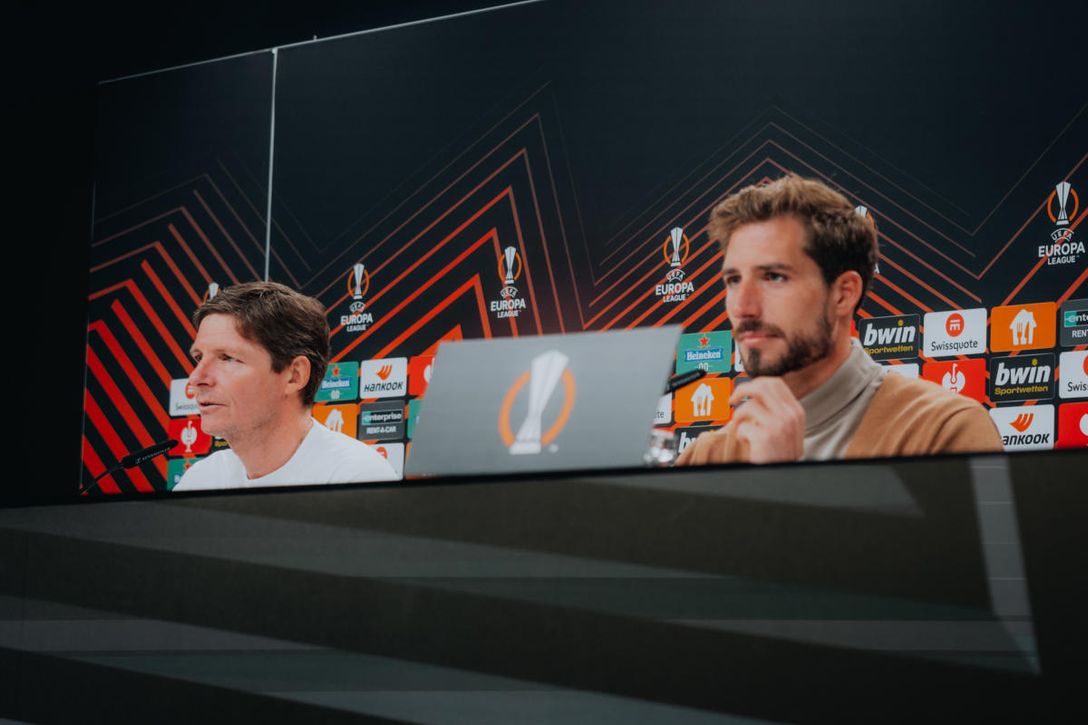 Glasner aboga por "sacar al Betis del partido" y avisa contra relajaciones o euforias: "Son demasiado buenos para eso"