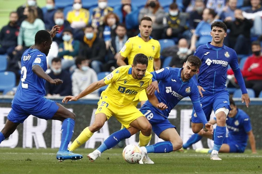 Rubén Sobrino habla de su falta de gol con el Cádiz