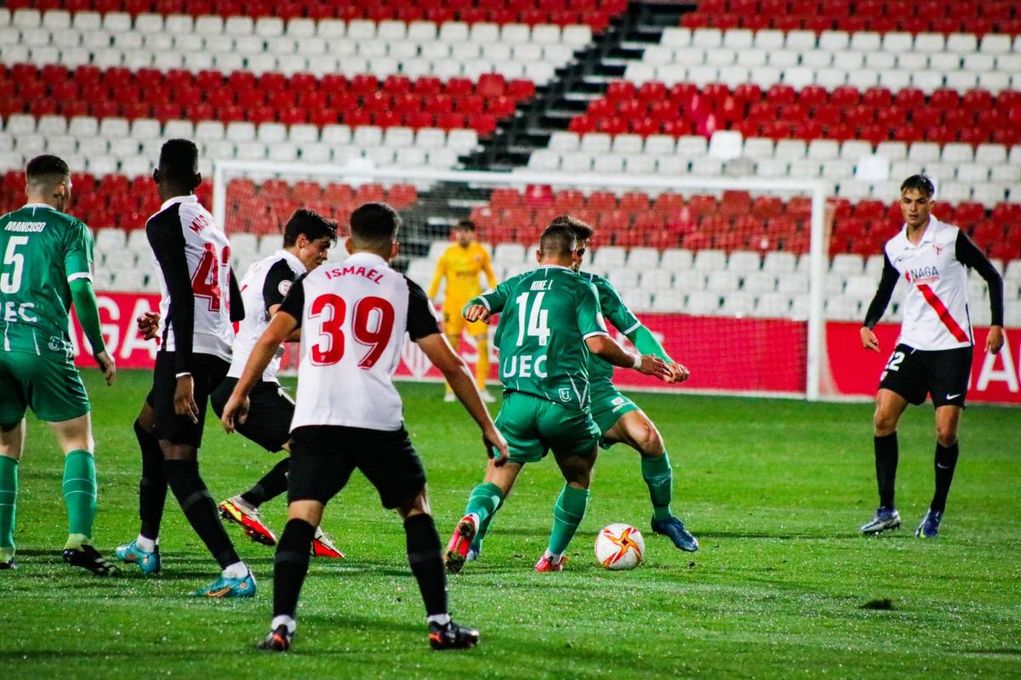 Aplazado el Costa Brava-Sevilla Atlético por un brote de Covid-19