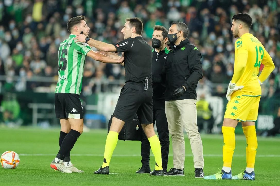 Un árbitro de inmejorable recuerdo para la visita del Betis al Celta