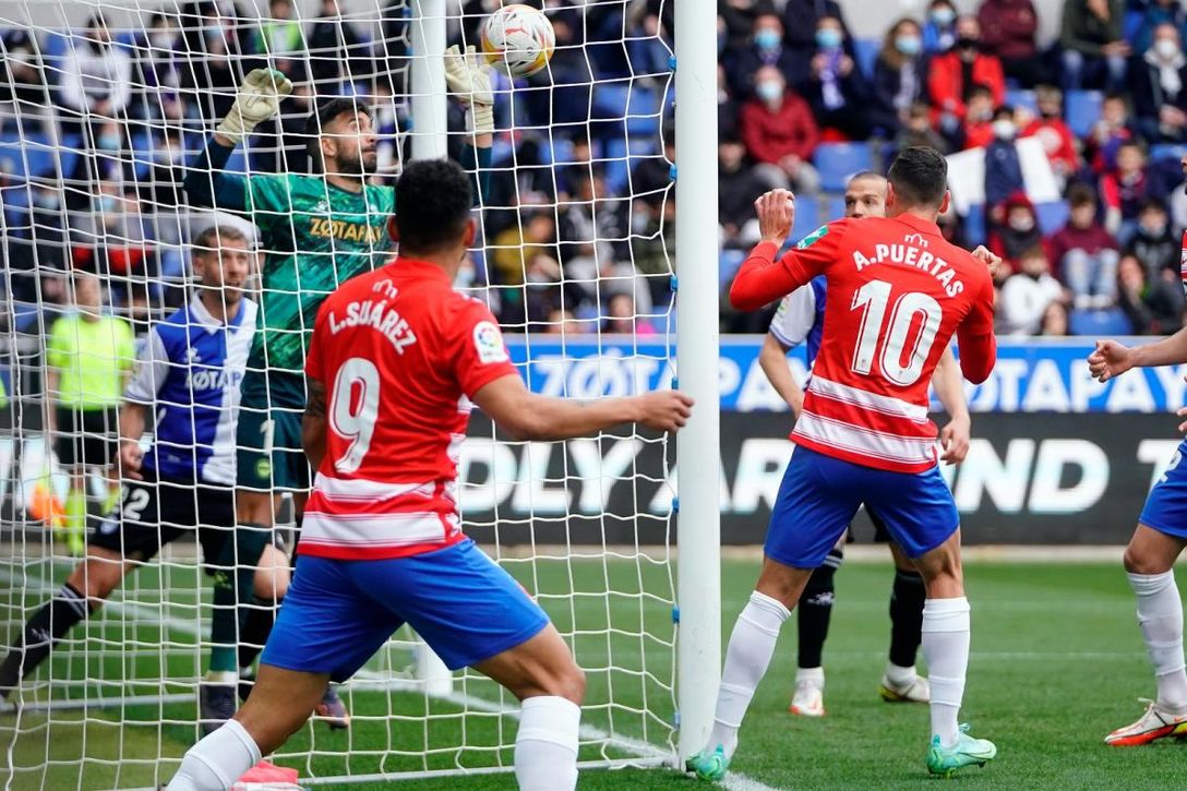 Alavés 2-3 Granada: A la décima fue la vencida