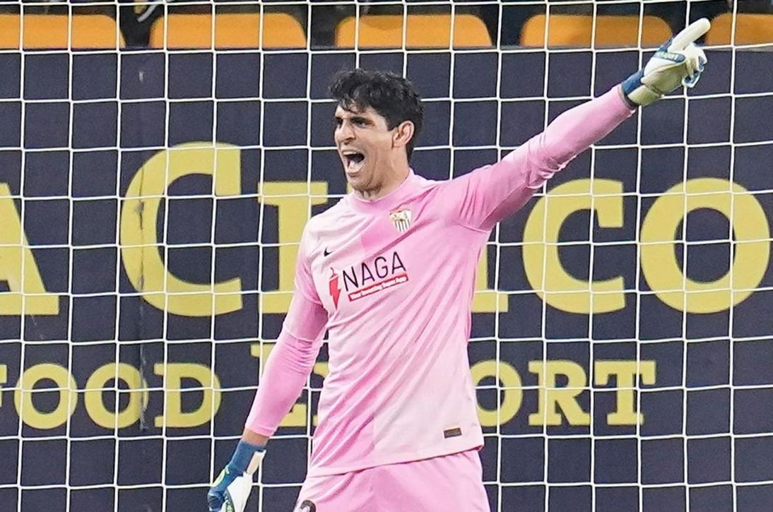 Quince millones por Bono y De Gea de regalo