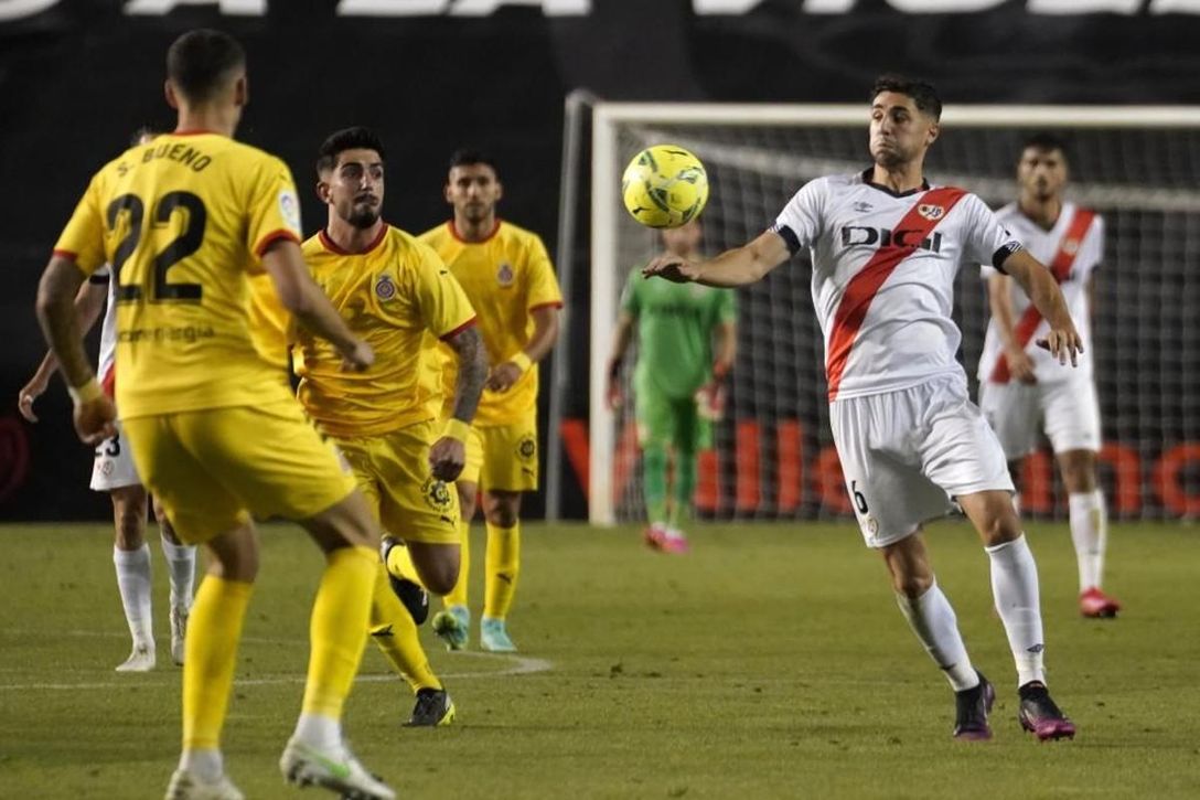 Los movimientos de Villarreal y Valencia para adelantarse al Betis por Comesaña