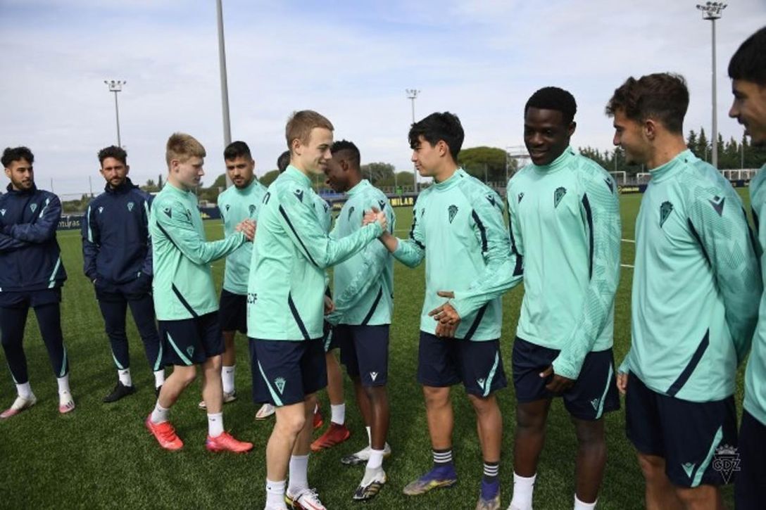 El Cádiz ficha a dos jóvenes ucranianos