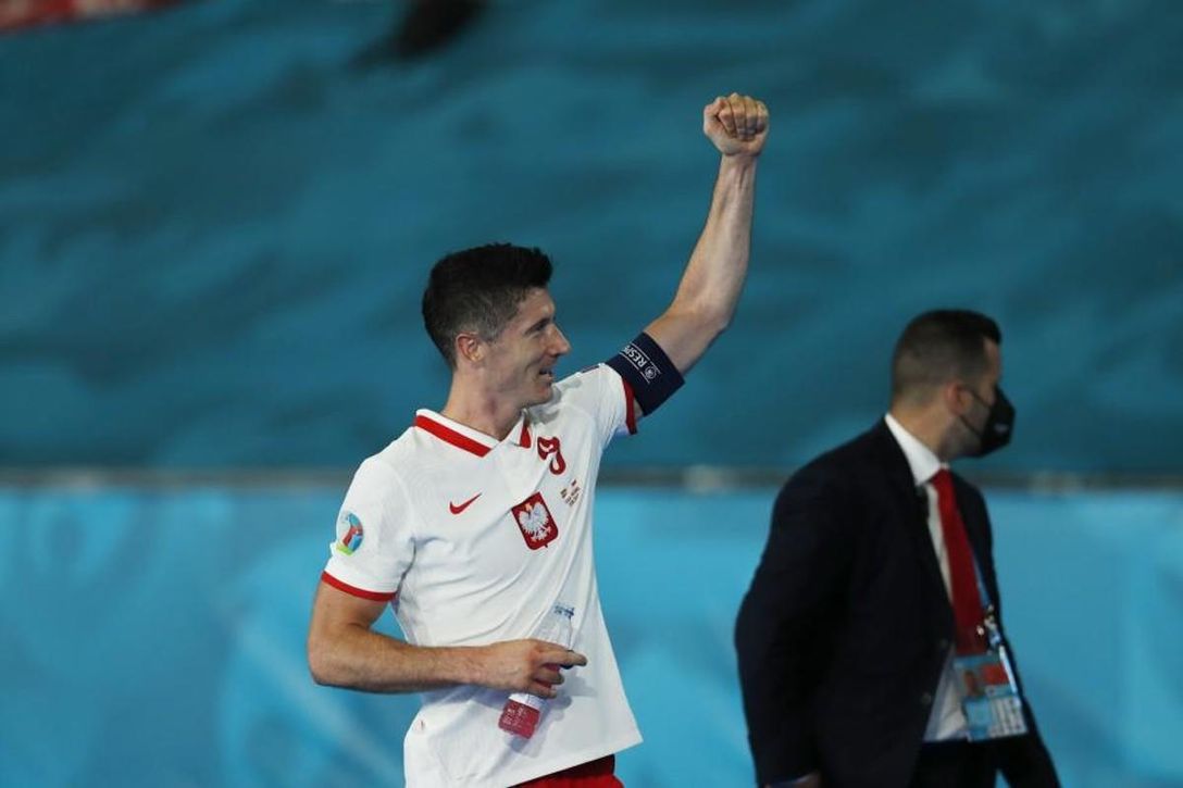 El fichaje de Lewandowski por el Barcelona: precio, salario y negociación