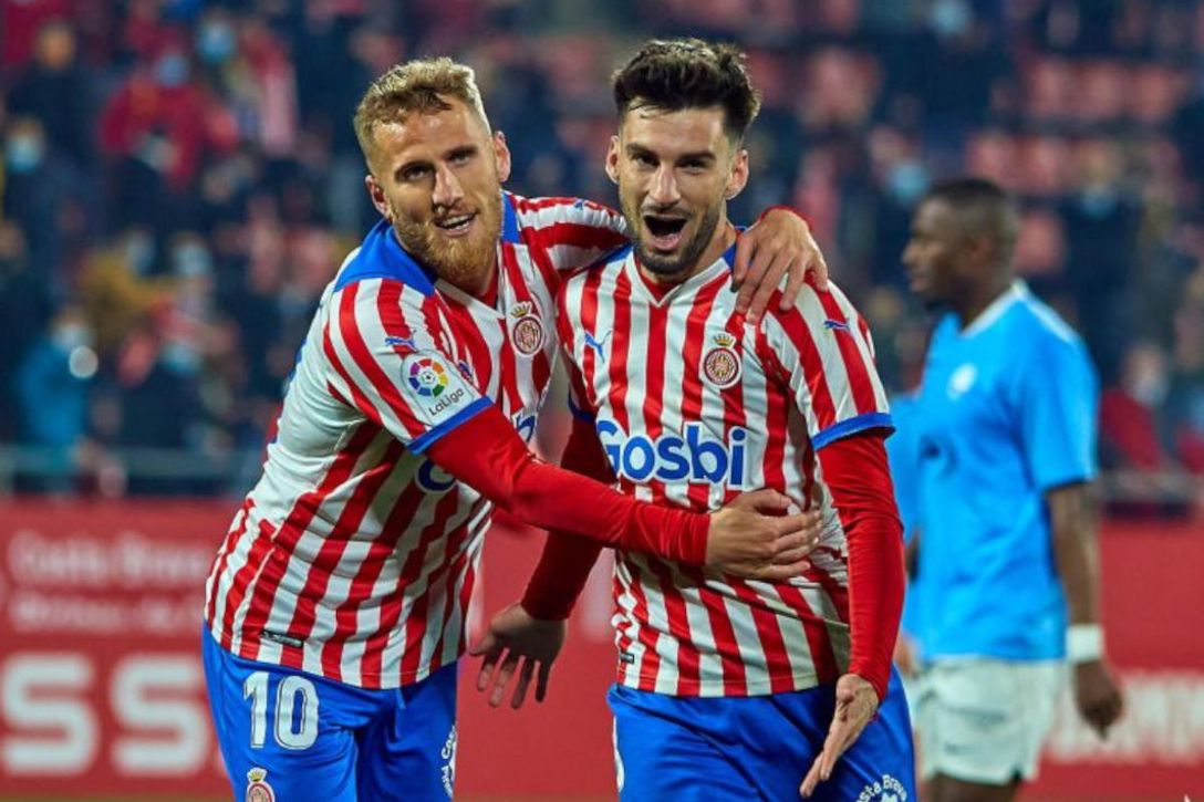 Álex Baena 'se ríe' de la derrota del Almería