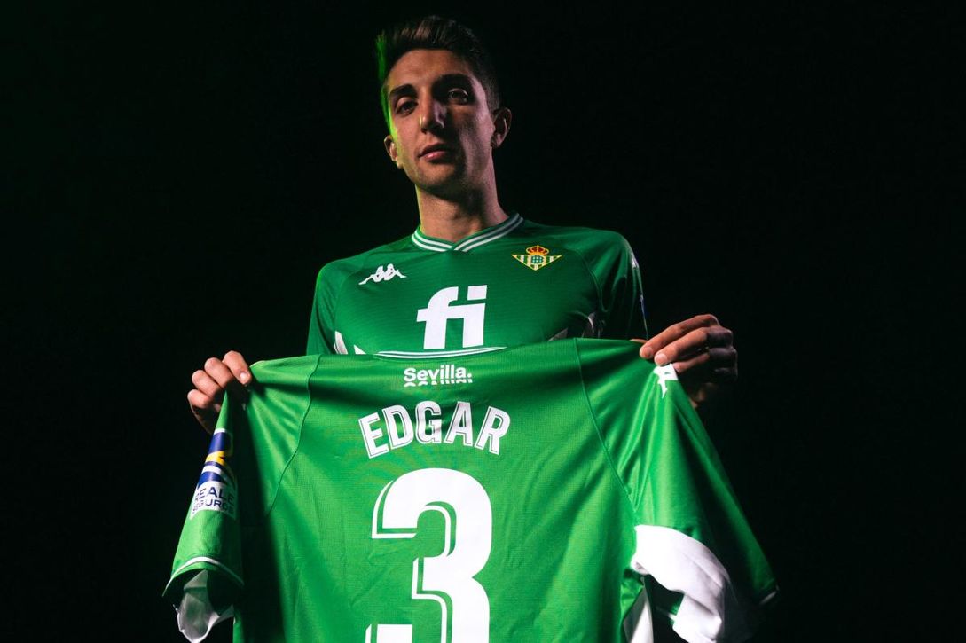 Edgar, tras su renovación: "Quiero devolvérsela con muchas alegrías a los béticos"