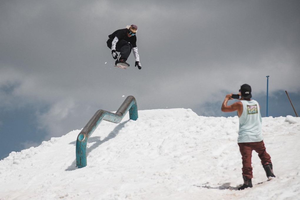 El campeón granadino de snowboard Josito Aragón se recupera de su lesión de cruzado con los productos de ProfesorCBD