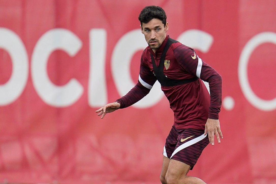Nueve caras nuevas en el entrenamiento del Sevilla FC