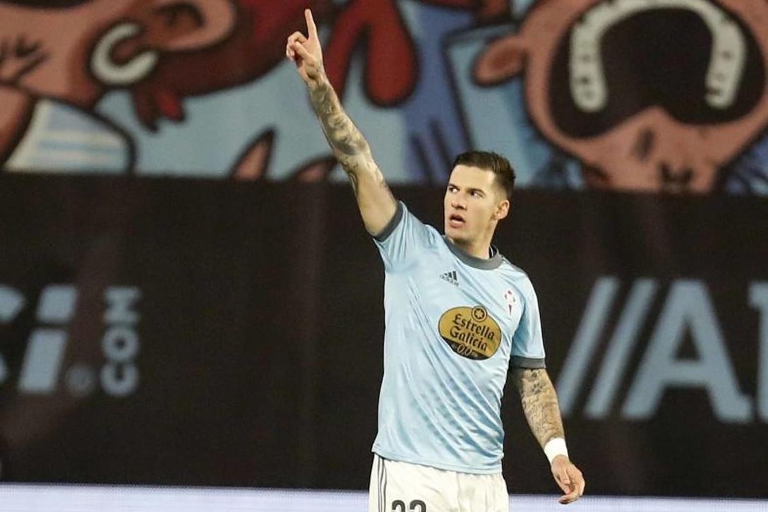 "¿Llevaba falda y ropa ajustada?", la pregunta de la abogada de Santi Mina durante el juicio por presunta agesión sexual