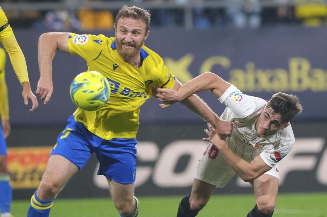 Haroyan, baja para lo que resta de temporada