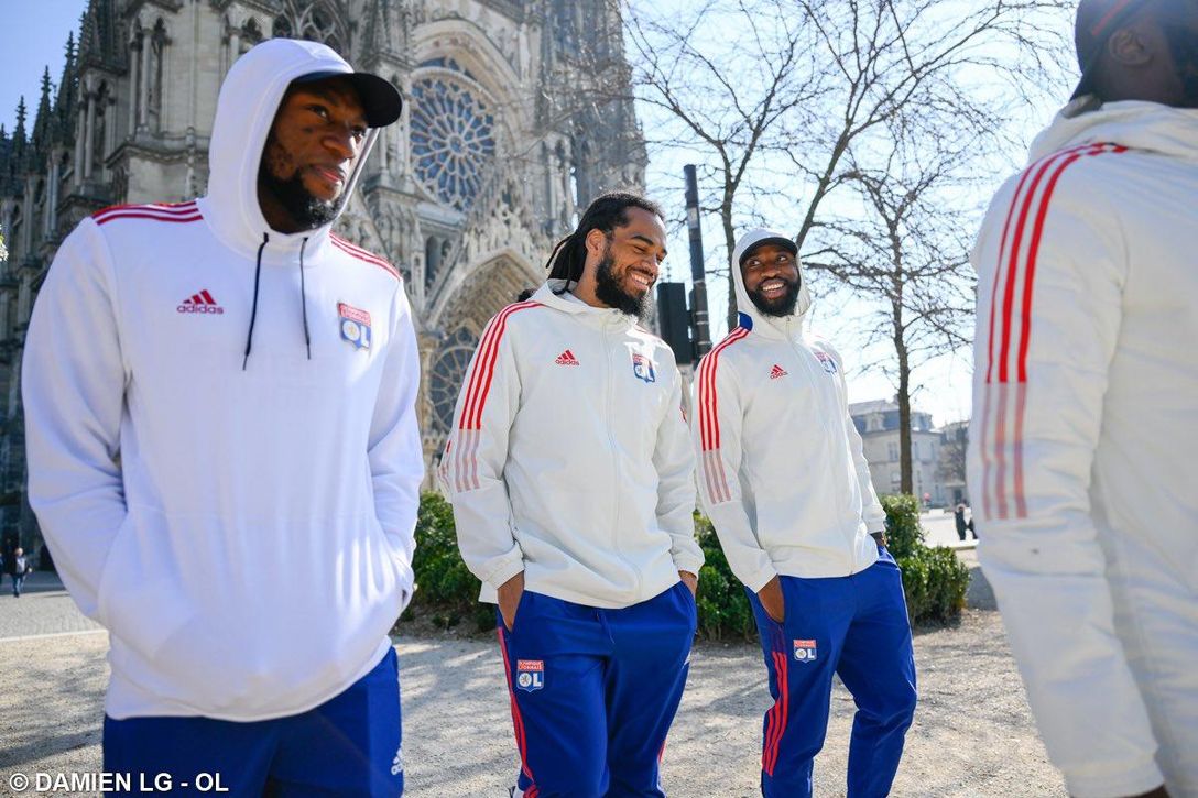 Palabras mayores para las defensas de Betis y Sevilla, con mucha competencia tanto en casa como fuera