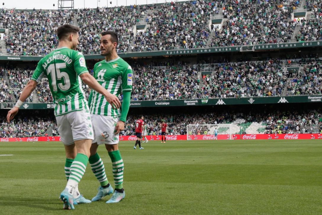 Real Betis-Osasuna (4-1): La muleta de Joaquín, el estoque de Juanmi y la puntilla de William y Álex pregonan la ilusión