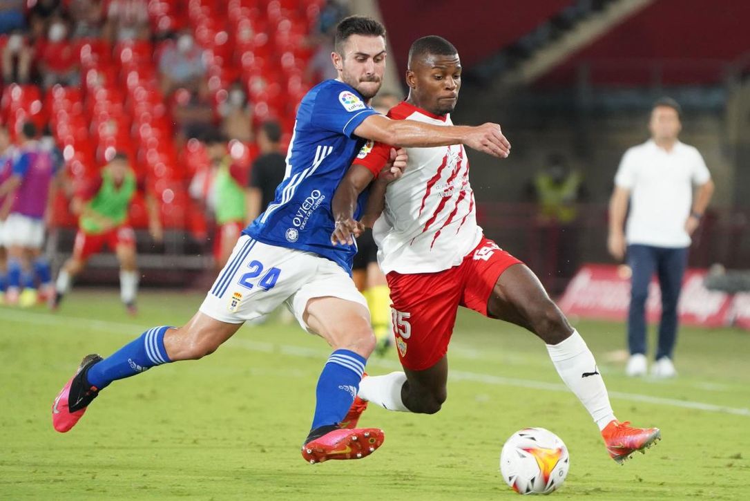 Un 'por si acaso' en toda regla del Betis en el lateral izquierdo