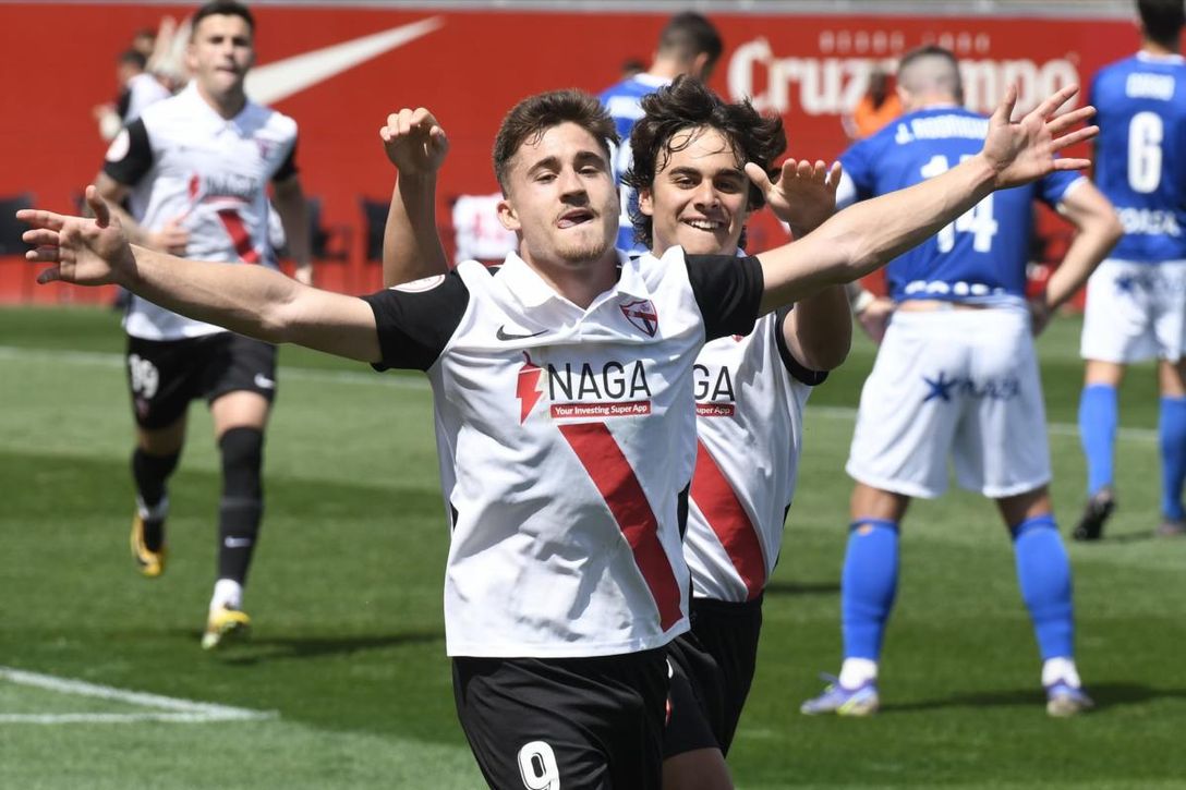 Sevilla Atlético 4-1 CD San Fernando: 'Bam Bam' Romero celebra su cumpleños por todo lo alto