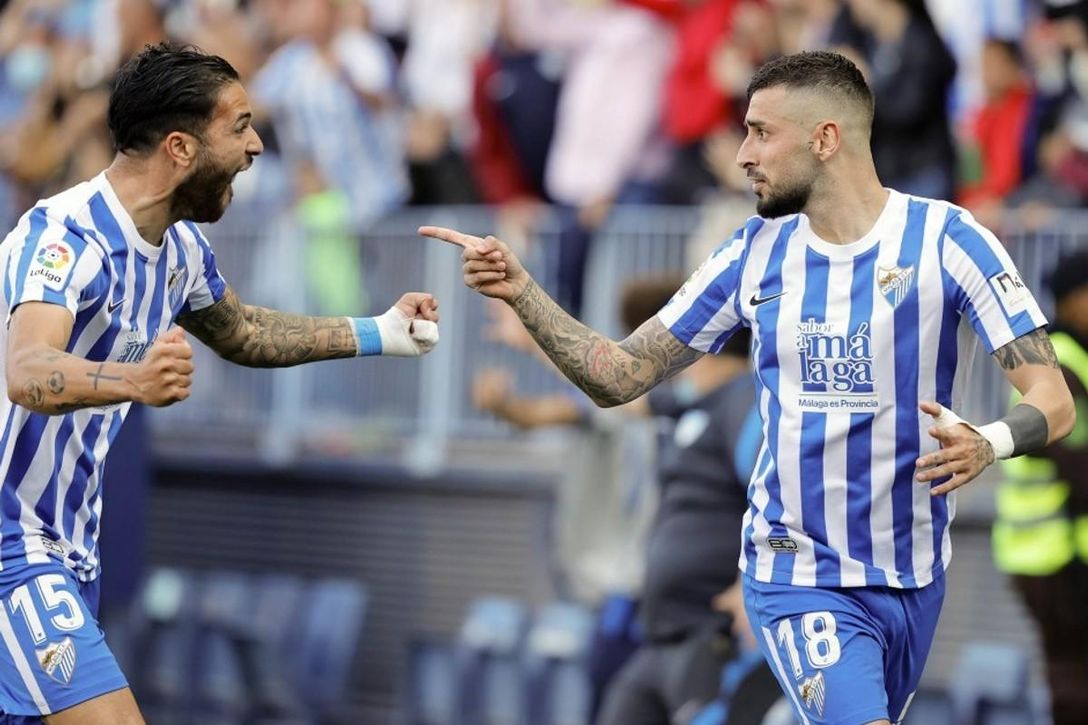 Los dos ex béticos que salvaron de la derrota a Guede en su debut