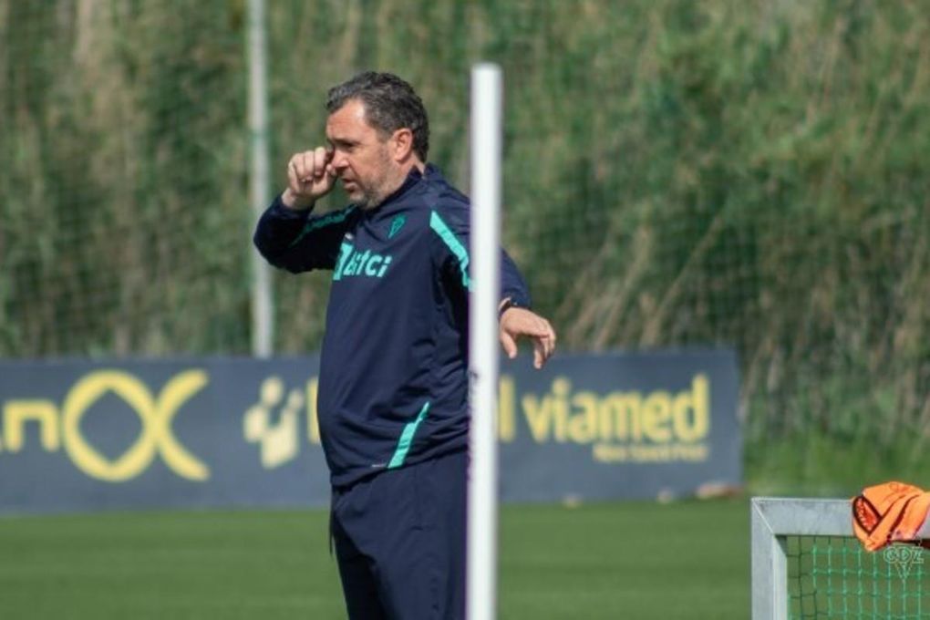 Las opciones de Sergio para reemplazar a Rubén Alcaraz en el Camp Nou