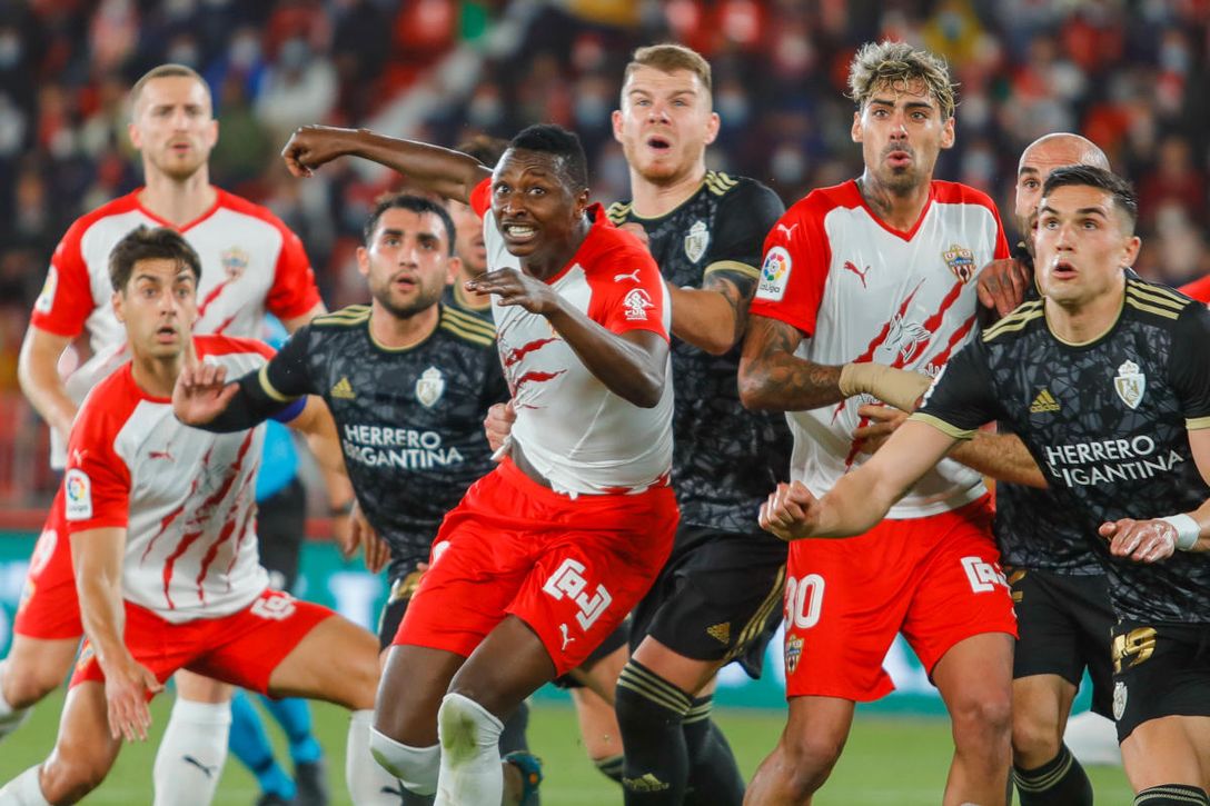 El Almería, más cerca que nunca del ascenso directo en la era Turki