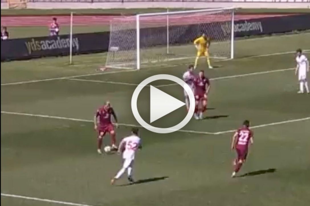 (Vídeo) Osmajic la lía en Turquía: Agresión y tres partidos de sanción