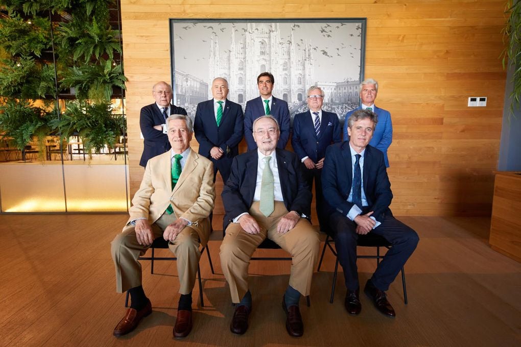 El Betis homenajea a sus expresidentes con motivo de la final de Copa del Rey