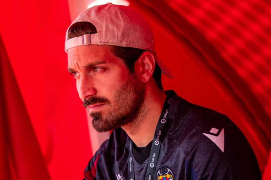 Campaña demuestra su compromiso con el Levante, al margen de lo que diga su contrato