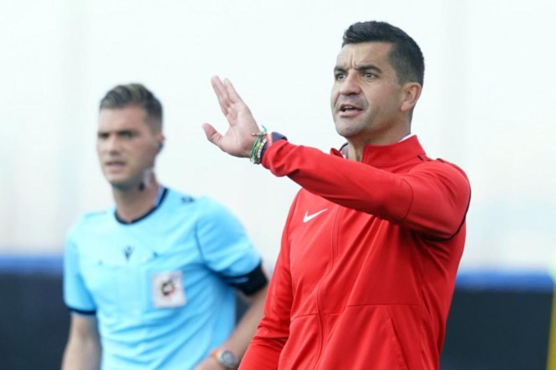 Rubén Torrecilla deja de ser entrenador del Granada CF