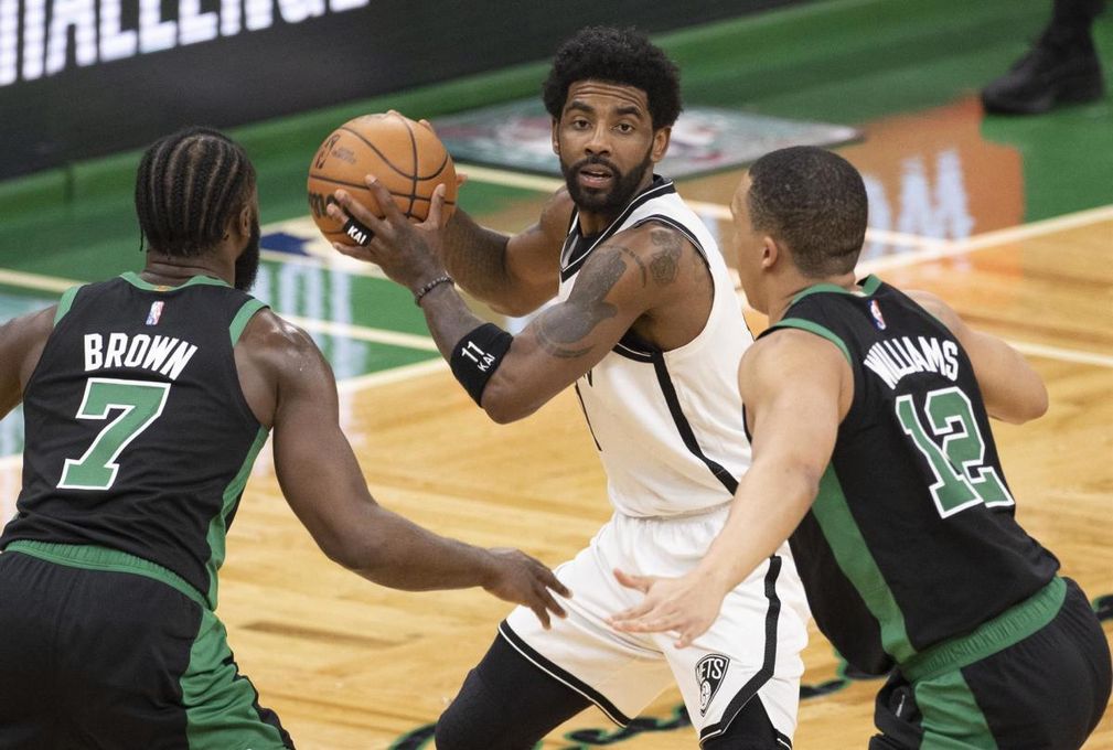 Los "gestos obscenos" a los hinchas de Boston Celtics le salen muy caros a Kyrie Irving