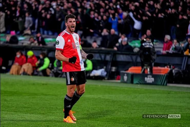 Monchi no se olvida de Senesi