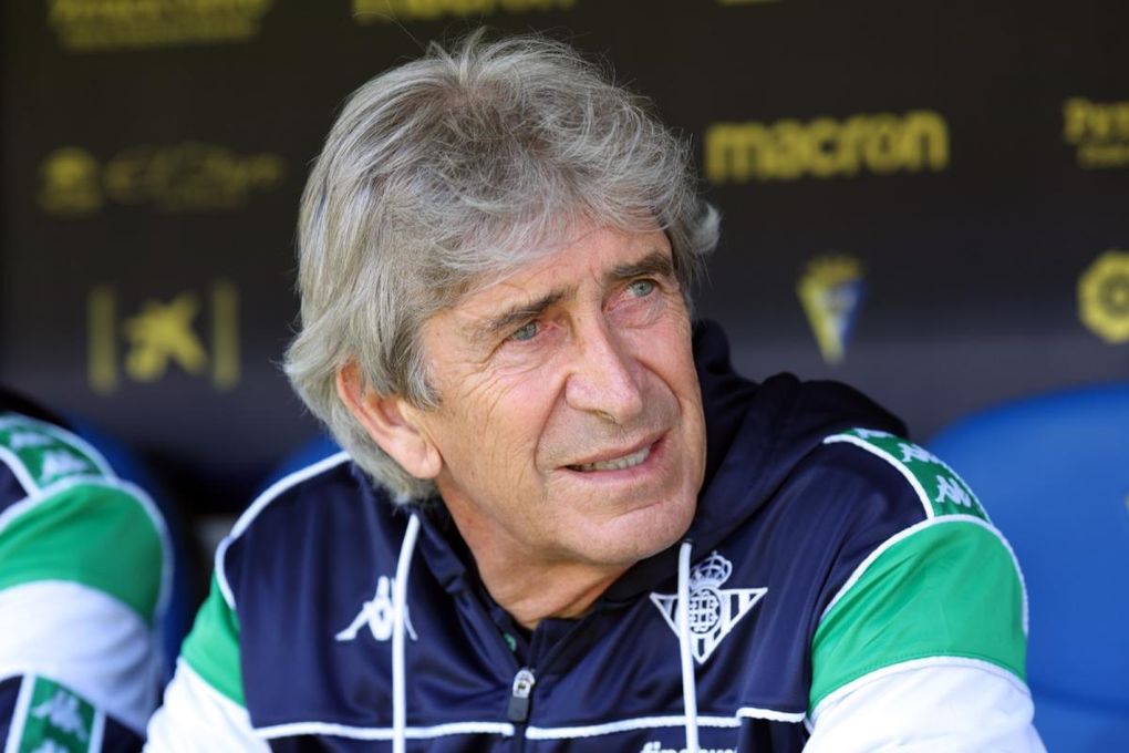 Una gran tentación para Manuel Pellegrini, que hizo una promesa al Betis y a 'La Roja'