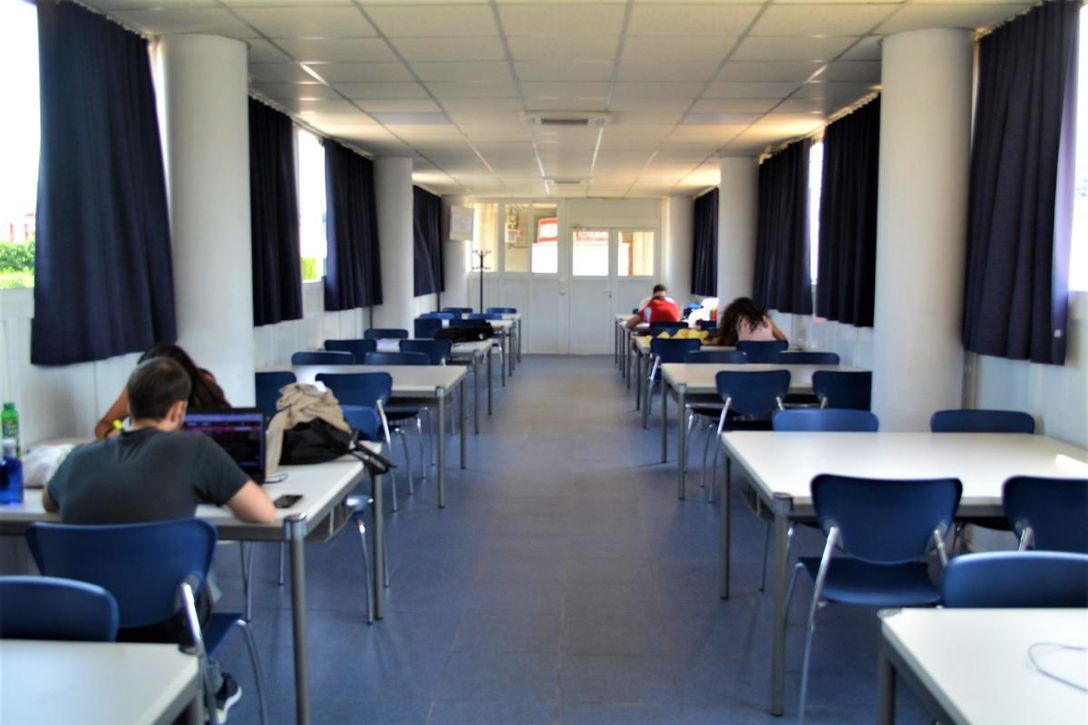 Cierre temporal de la Sala de Lectura del SADUS