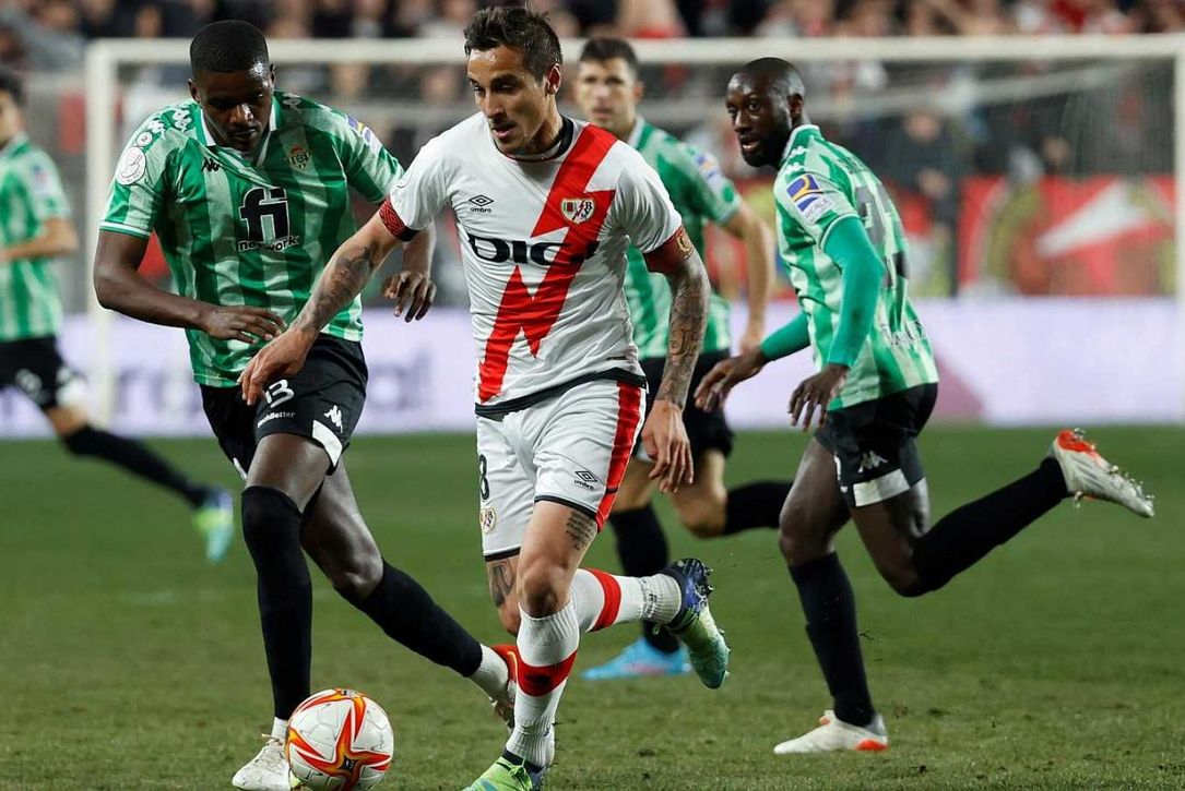 La charla entre Trejo e Iraola que propició el Betis de Pellegrini