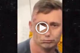 El vídeo de Mike Tyson liándose a puñetazos en un vuelo con un pasajero que lo molestó