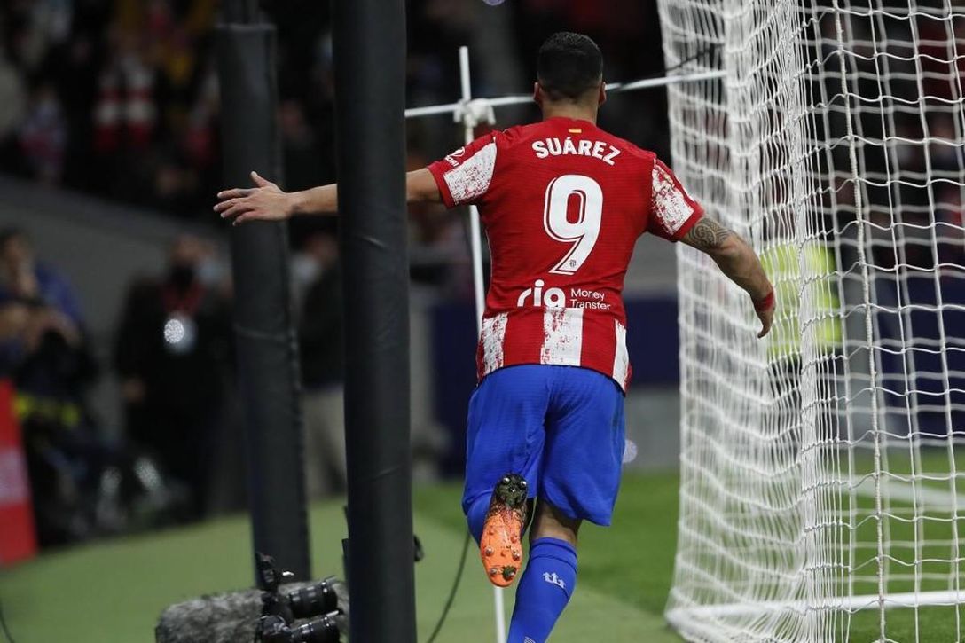 Luis Suárez busca equipo para el próximo verano