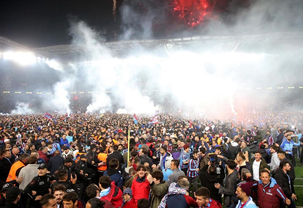 El Trabzonspor turco gana su primera liga en 38 años en un partido de infarto