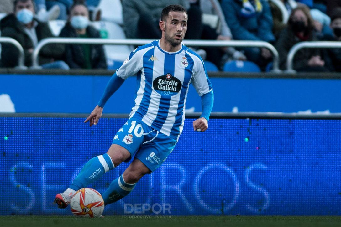 Finge tener Covid para no jugar, viajar para ver la final del Betis, pero le descubren y acaba despedido