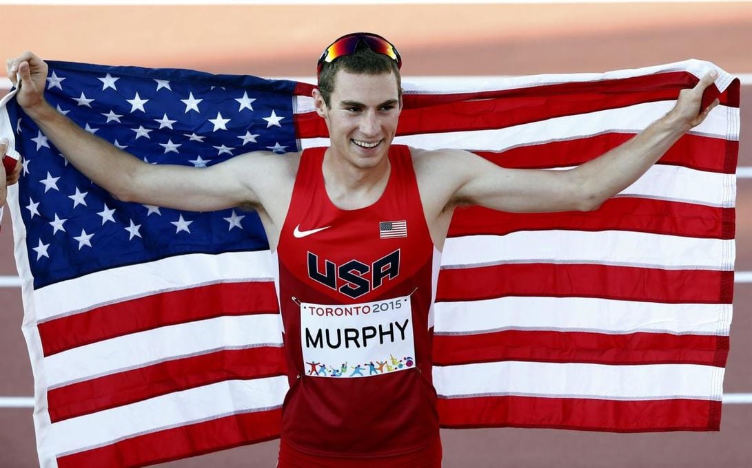 Murphy, bronce en 800 metros en Río '16, guía en la prueba en un evento en Puerto Rico