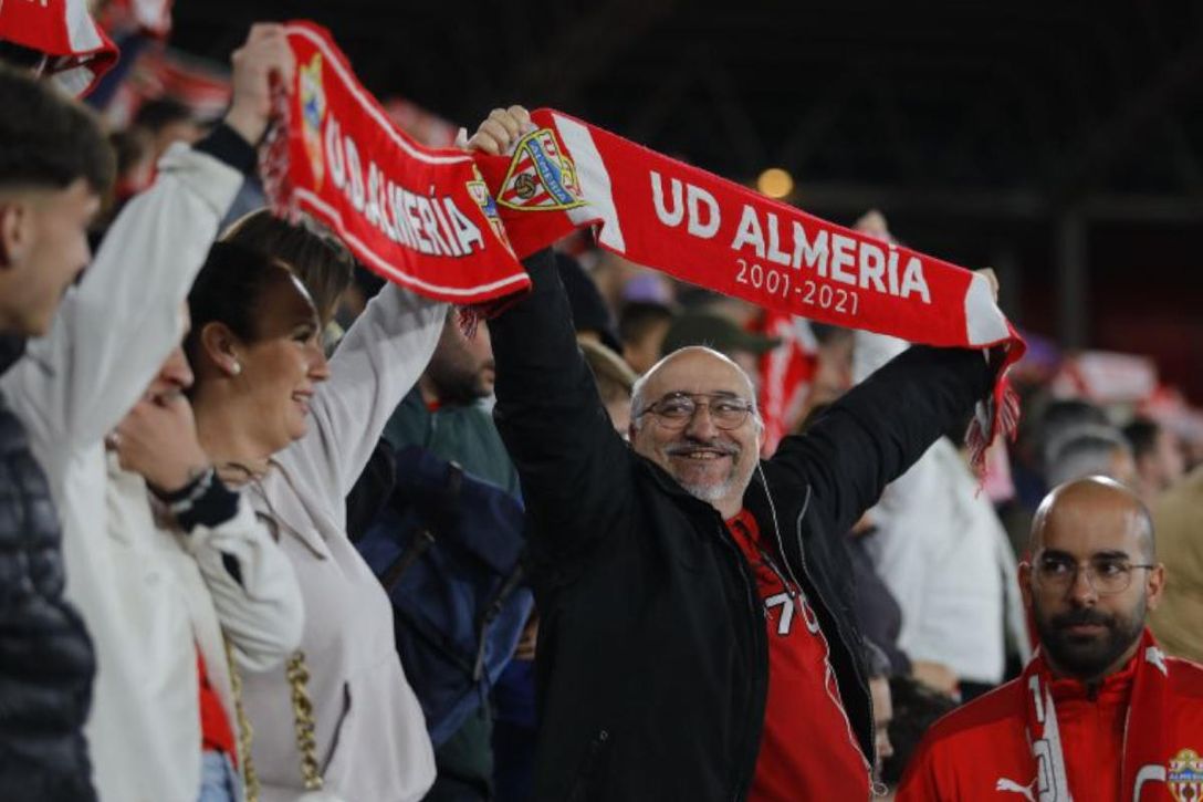 Se rozará el lleno en un Mediterráneo que será una caldera en el Almería - Amorebieta
