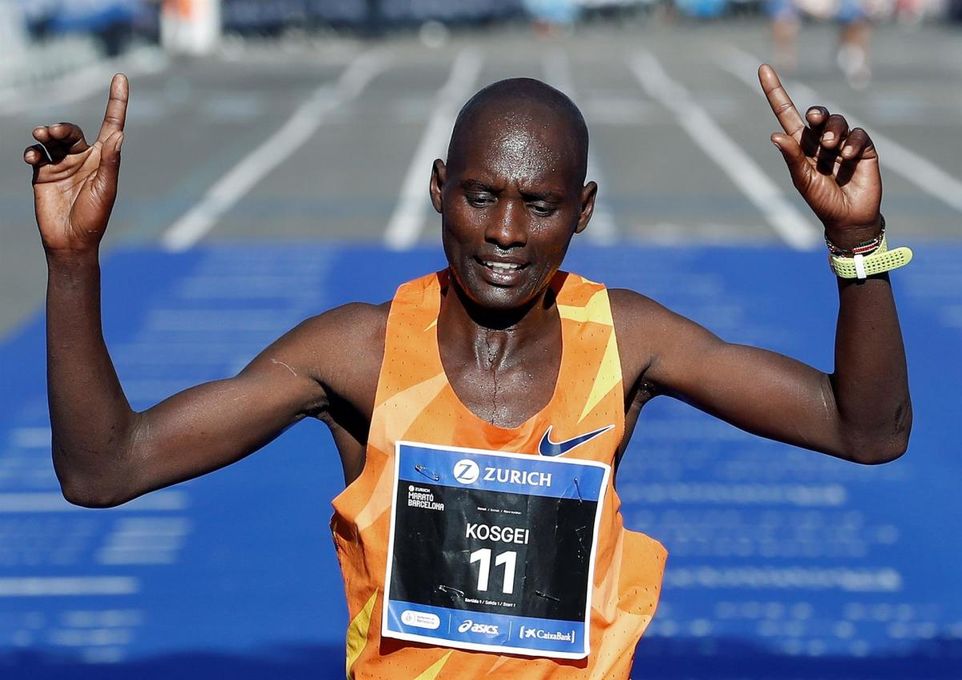 El keniano Samuel Kosgei intentará batir su récord ante 10.000 corredores