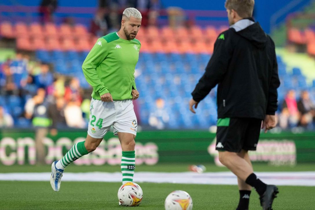 La lista de convocados del Betis para recibir al Barcelona