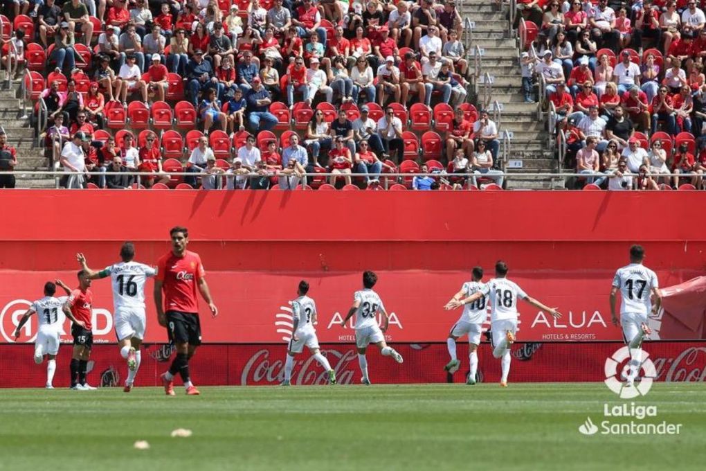 Mallorca 2-6 Granada: Honra al escudo y borrachera de goles en Son Moix