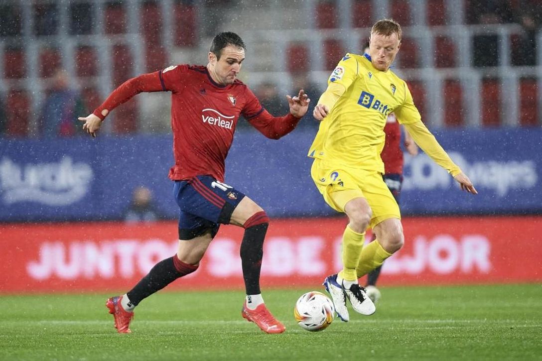 Se complica, y mucho, la renovación de Jonsson con el Cádiz