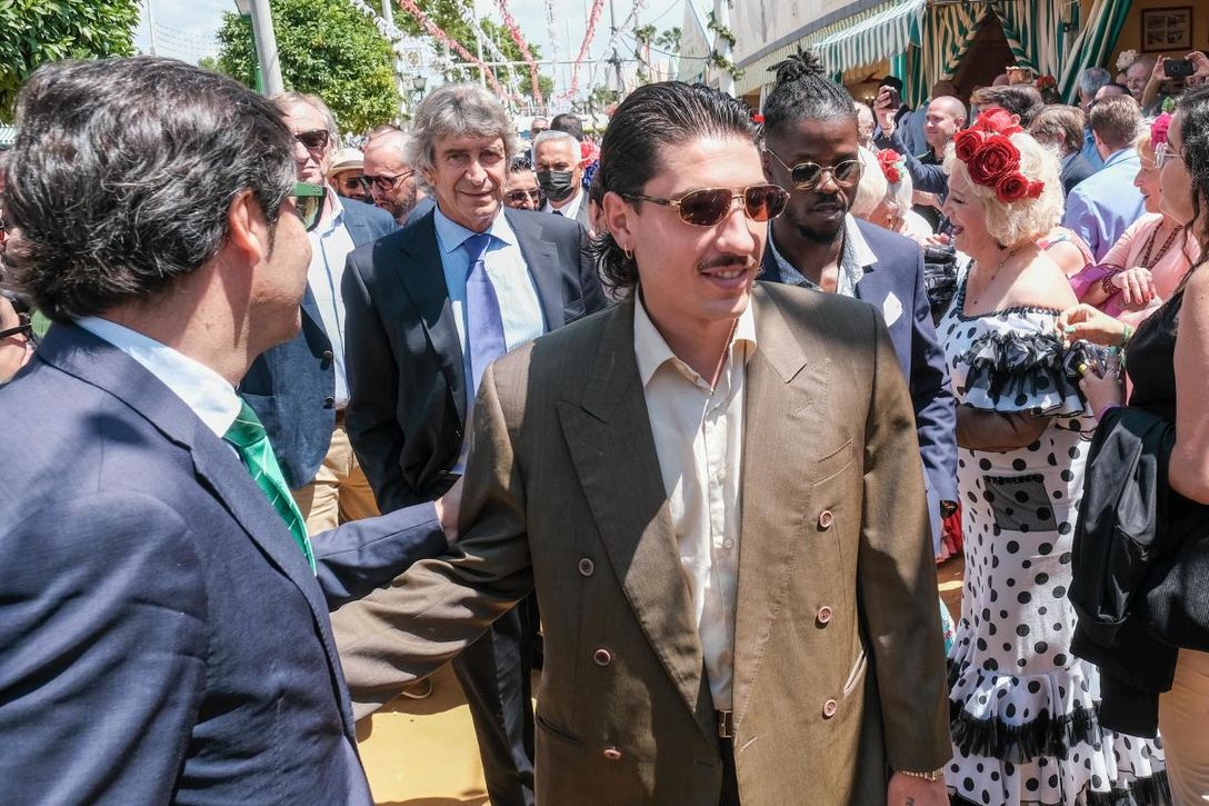 Bellerín: del rumor infame al presunto corazón dividido en el Betis-Barça